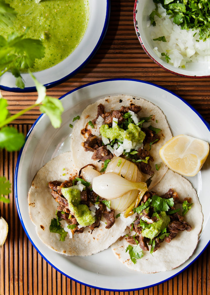 Tacos de carne asada ¡Receta muy fácil de hacer en casa!